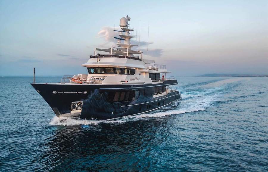 RMK 120 Expedition Motor Yacht